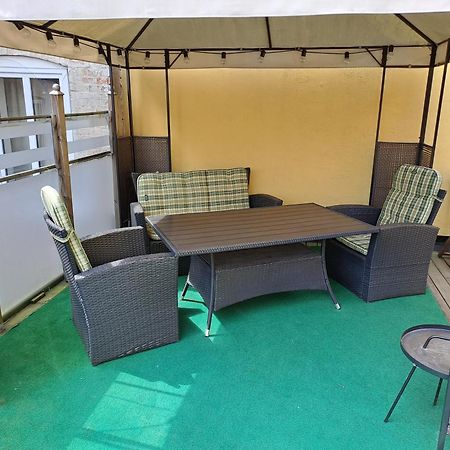 Sveriges Minsta Hotell! Hotel Gruyere Landskrone Ngoại thất bức ảnh