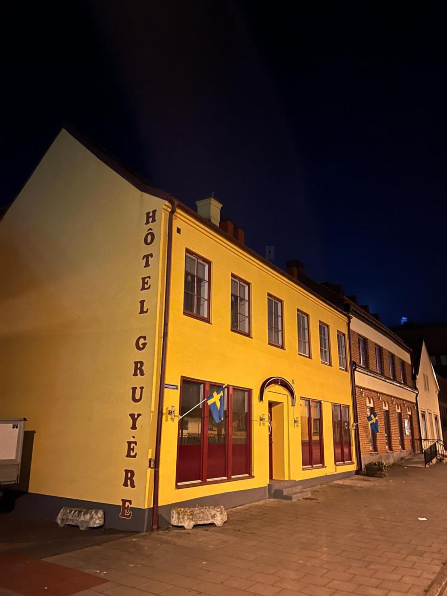 Sveriges Minsta Hotell! Hotel Gruyere Landskrone Ngoại thất bức ảnh